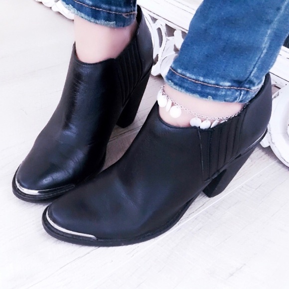 Dolce Vita Shoes - Dolce vita cowboy ankle boots